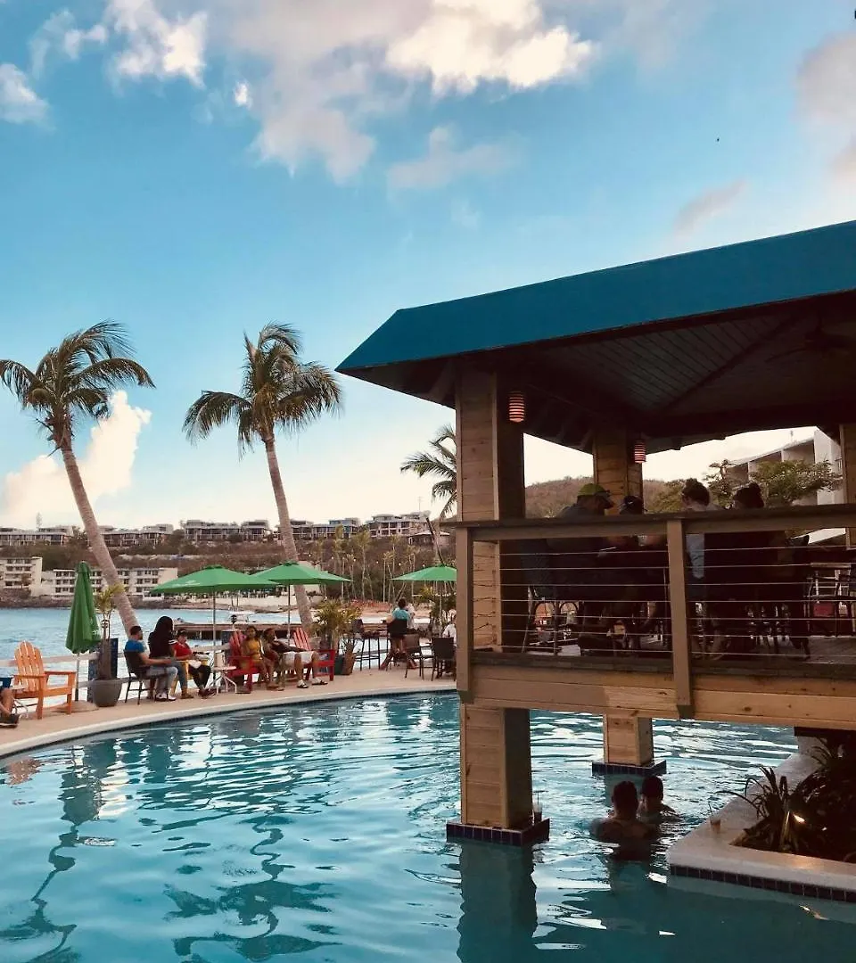 Bolongo Bay Beach Resort