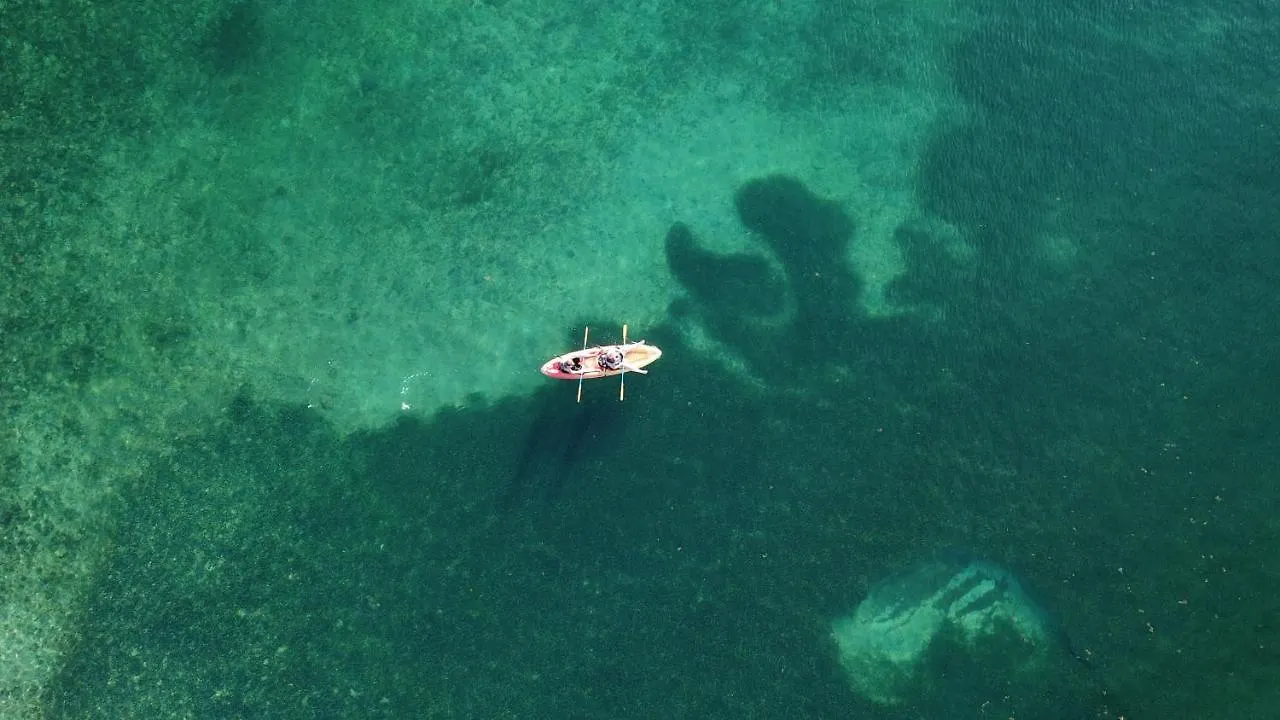 Bolongo Bay Beach Resort